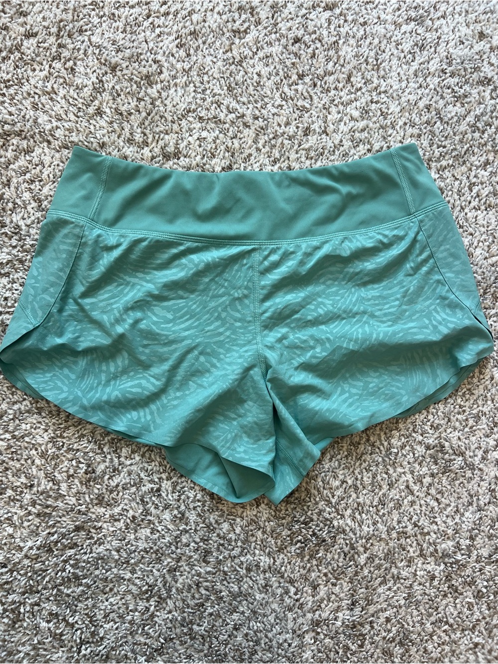 Athleta Run With It Printed 3.5” Short Green Sz M